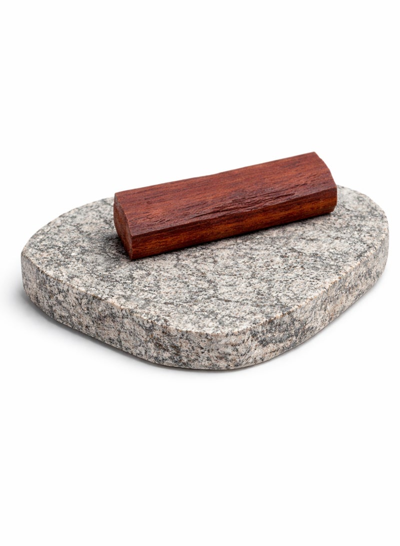 عود خشب الصندل الأحمر مع حجر الطحن | راكتا شاندان لقناع الوجه | عناية عشبية تقليدية للبثور وعلامات حب الشباب - Image 1